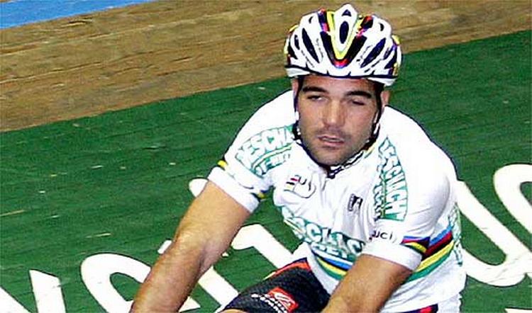 Isaac Galvez døde i nat efter et voldsomt styrt ved seksdagesløb i Belgien. 