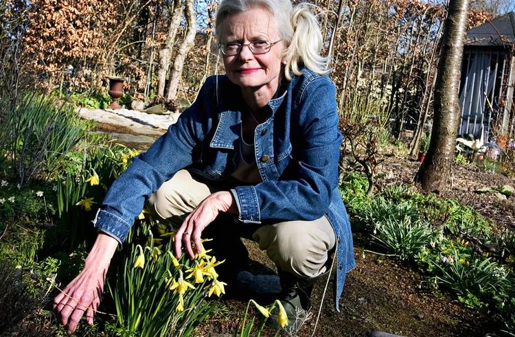 Nordsjællandske kvinder er - trods pænt store indbetalinger - de mindst ligestillede med mænd, når det kommer til pensionsopsparing. Her landskabsarkitekten Bodil Schmidt, der selv investerer sin pension på børsen. 