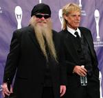 Hvad ville en musiker fra ZZ Top være uden skæg? Trenden er nu, at mænd får fjernet behåring permanent. 