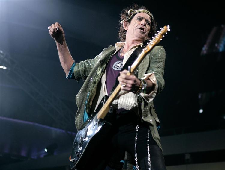 Keith Richards fra Rolling Stones ses under gruppens koncert i Los Angeles 22. november. 
