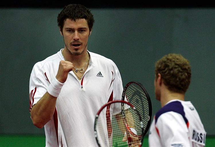 Safin og Tursonov vandt en klar i dagens double i Davis Cup-finalen mod Argentina. 