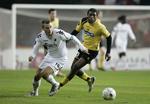 FC Københavns Michael Gravgaard ( tv ) og Lillestrøms Olivier Occean, da FC København søndag tog imod Lillestrøm i Royal League. 