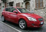 Kia Ceed fås i første omgang kun som femdørs. Senere kommer en stationcar og en mere sportslig tredørs. Foto: Kia 