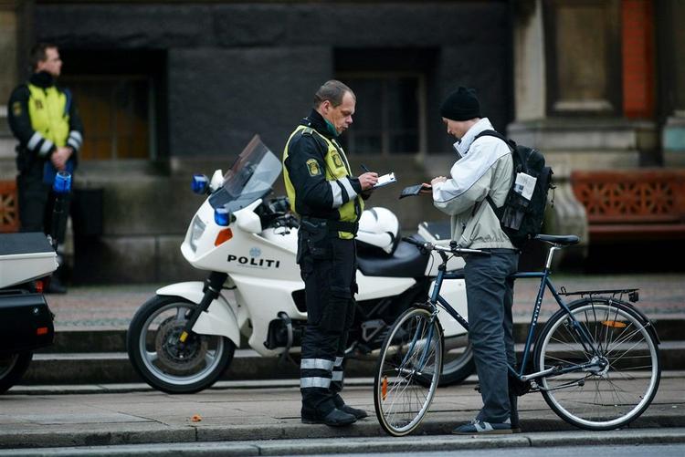 Forslag skal tillade rødkørsel for højresvingende cyklister. 