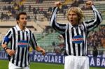 Nedved er fortørnet over en straf på fem dages karantæne. Nu truer han med helt at trække sig. 