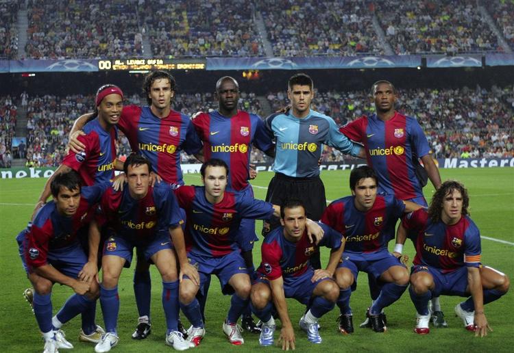 Barcelonas advokater vil gå i gang med at granske oplysninger fra Le Monde med henblik på et sagsanlæg, lyder meldingen fra den catalanske hovedstad. 