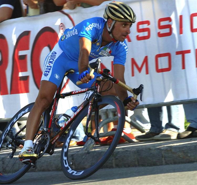 Paolo Bettini mener ikke, at dna-test nogensinde kan blive en del af det almindelige antidoping-arbejde. 
