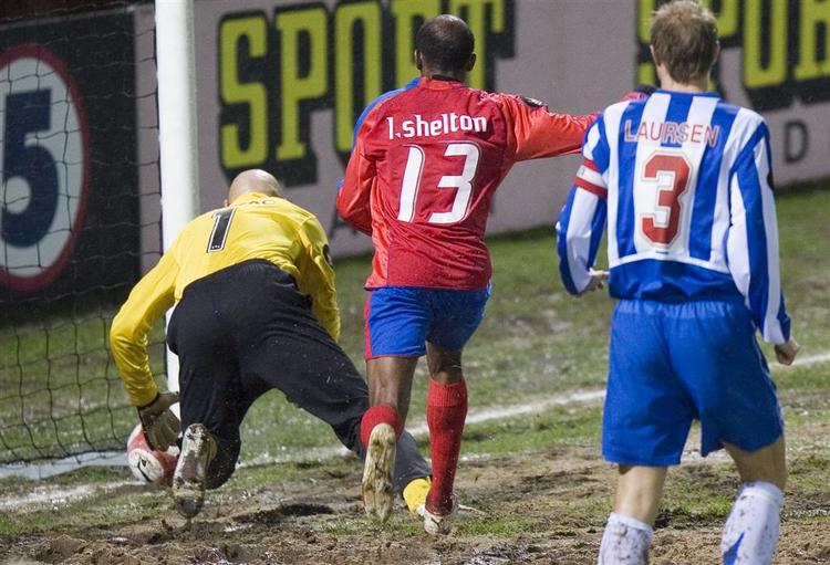 Efter mudderkampen mod OB i torsdags kan Helsingborgs hjemmebane, Olympia, ikke benyttes til søndagens kamp. 