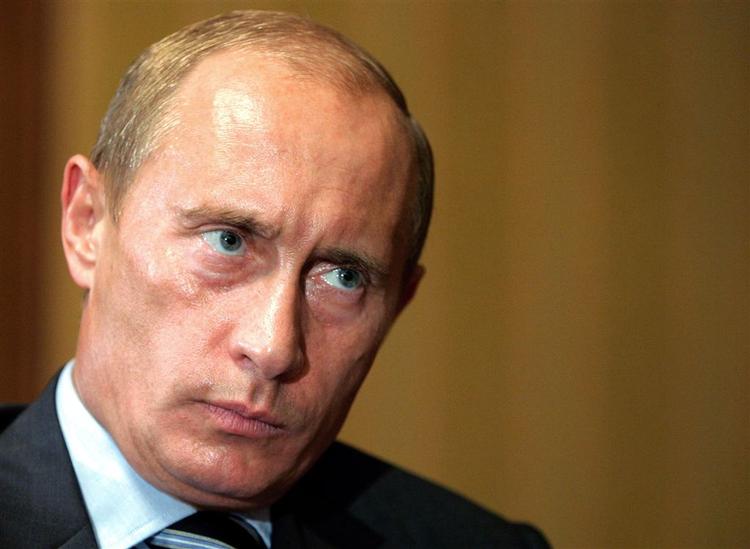 Den russiske regering Kreml med præsident Putin i spidsen iværksætter nu et aggressivt angreb mod nu afdøde ex-spion Litvinenko 
