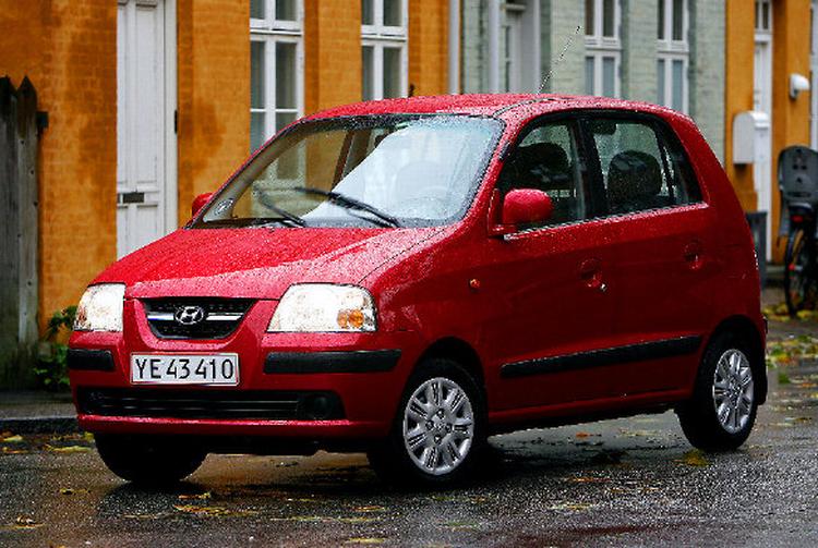 Takket være sin minimale størrelse er Hyundai Atos let at håndtere i byen. Foto: Jacob Ehrbahn 