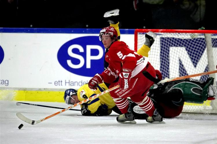 Daniel Nielsen, her fra en tidligere landskamp, var en af målscorerne i Danmarks 4-3 sejr over Japan i Nagano Cup. 