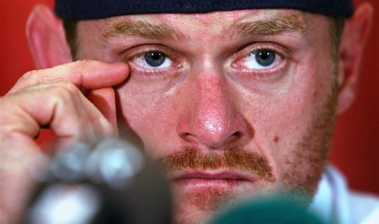Cykelrytteren Floyd Landis blev taget for doping efter en fantastisk præstation på en afgørende etape af Tour de France. 