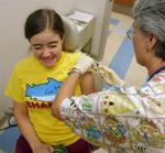 På skolen Lafaette i Los Angeles er der et krav om, at alle elever vaccineres mod hepatitis. 