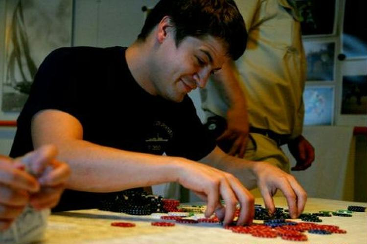 Pokerturneringens mester, Sune Isskov. - Foto: Lasse Kristensen 