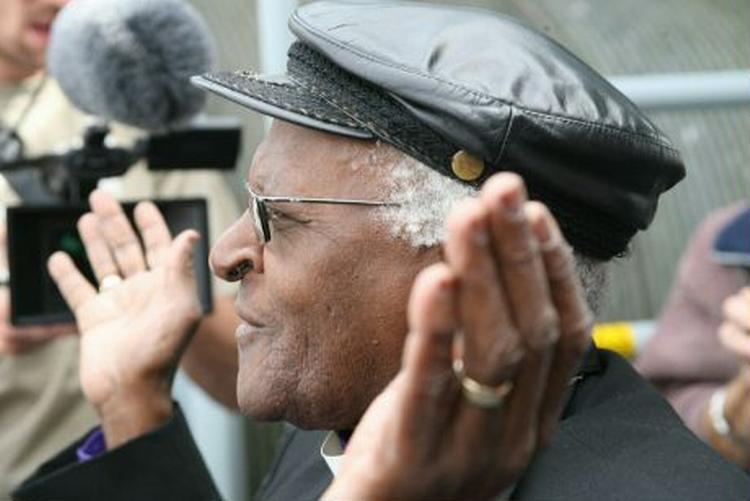 Desmond Tutu talte for dialog og verdensfred på 'Vædderens' dæk. Foto: Bo Løkkegaard/STV 