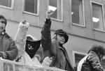FBI har overdraget de sidste ti dokumenter om den amerikanske regerings overvågning af John Lennon. 