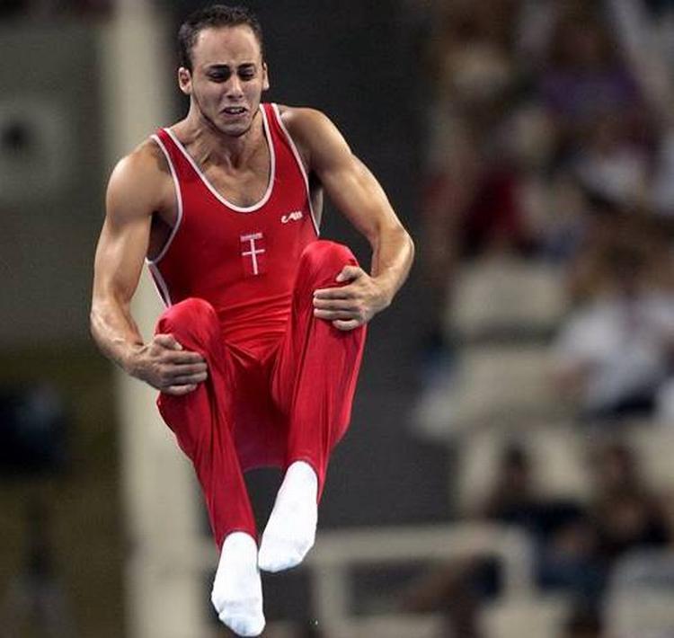 Der er VM i trampolin i Canada i den første weekend af november - måske er danske Peter Jensen med. 