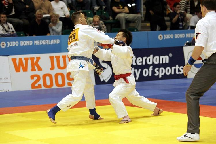 På vej mod sin VM-titel vandt Anders Lauridsen over Ivan Mugosa fra Montenegro, hollænderen John Zwalve (billedet), sloveneren Marko Sikonja og i finalen den forsvarende spanske verdensmester, Francisco Garcia. 
