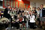 De unge håndboldpiger vinder VM-Guld