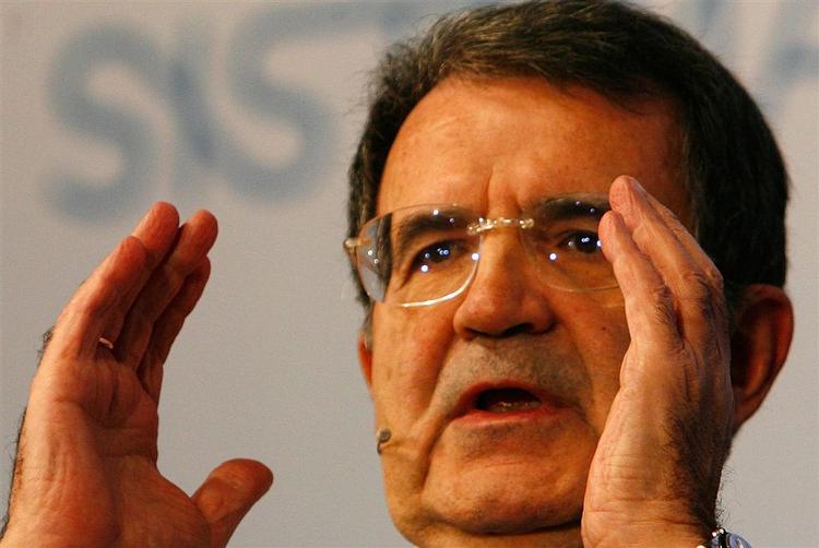 Italiens ministerpræsident udtrykker sin stærke politiske og personlige modstand mod Saddam Husseins dødsdom. 