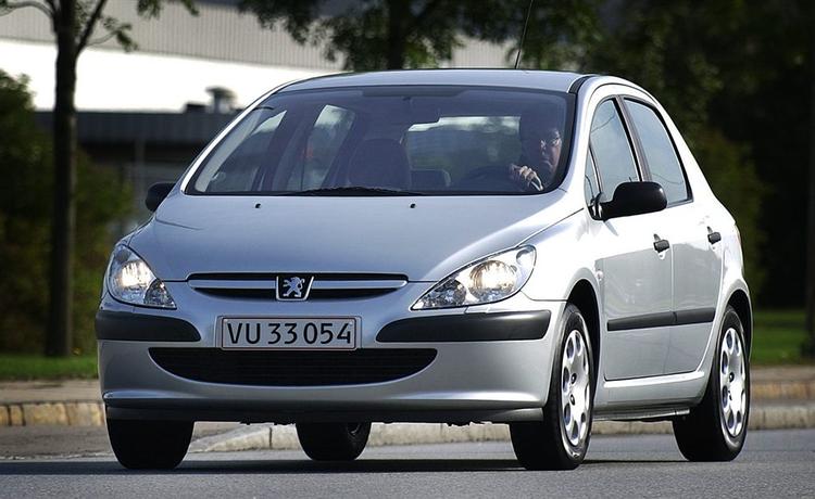 Peugeot 307 plages af mange defekter. 