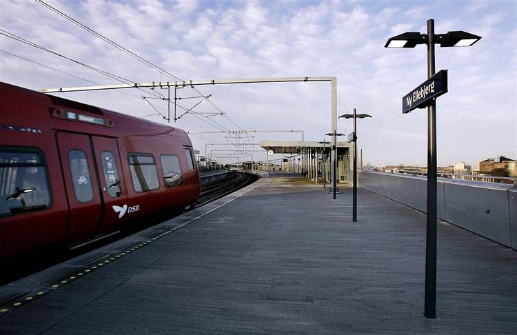 Ny Ellebjerg station bliver Ringbanens endestation. Fra stationen kan passagerer skifte blandt andet til Køgebugtbanen. 