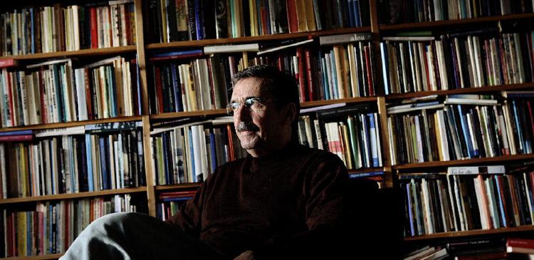 Færdig. Lektor og litteraturredaktør John Christian Jørgensen glæder sig til at være færdig med deadlines.Foto: Jan Grarup 
