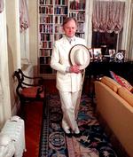 TOM WOLFE. Er overraskende kedelig i sin nye roman. Foto: Jim Cooper/AP 