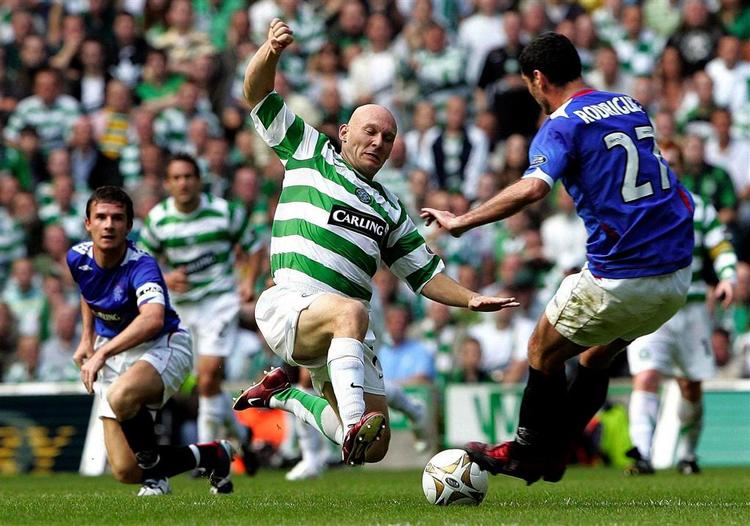 Julien Rodriguez spillede 32 kampe for FC Rangers - mod blandt andre Thomas Gravesen i lokalopgørene mod Celtic. 