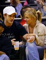 Justin Timberlake og Cameron Diaz til baskeballkamp i Los Angeles. 