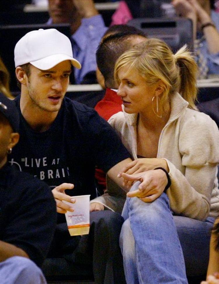 Justin Timberlake og Cameron Diaz til baskeballkamp i Los Angeles. 