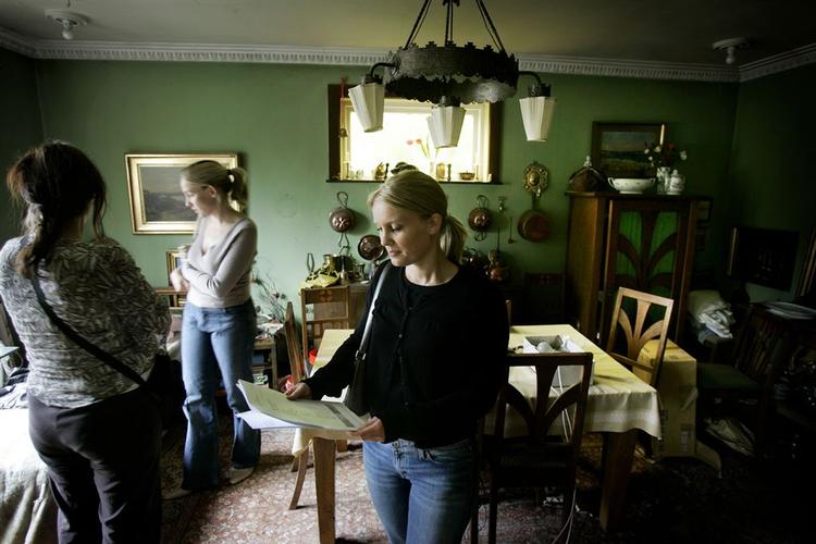 Blev du træt af at se på huse sammen med rigig mange andre i 2005? Det var bare ikke så smart at holde pause i 2006 i håb om, at priserne faldt. For de steg - også i hovedstadsområdet. 