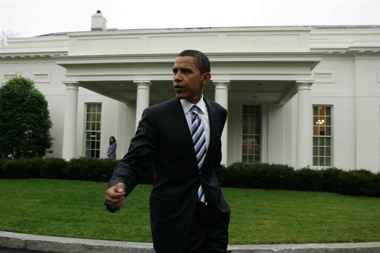 Måske bliver Det Hvide Hus i baggrunden Barack Obamas kommende hjem. Dermed er han beviset på, at man kan nå sine højeste drømme, mener mange indbyggere i Kenya, hvor Obama har rødder. 