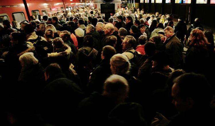 DSB og Arriva skændes om statistikken over togforsinkelser. 
