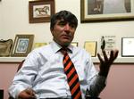 Den armensk-tyrkiske journlalist Hrant Dink blev i dag dræbt på gaden i Istanbul. Han har tidligere modtaget trusler fra tyrkiske nationalister, der kaldte ham en landsforræder. 