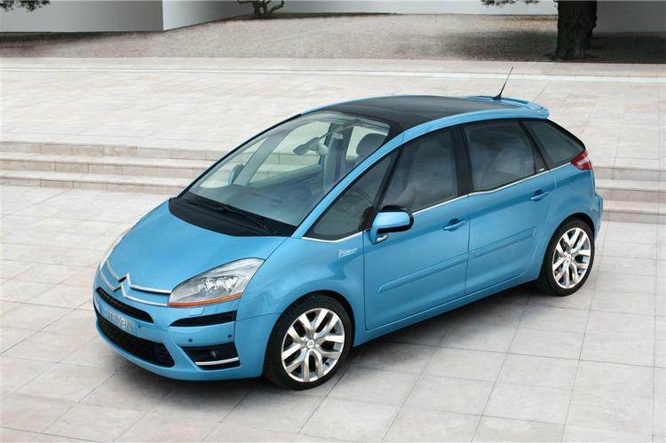 Citroën C4 Picasso til fem personer. Til Danmark i løbet af foråret. 