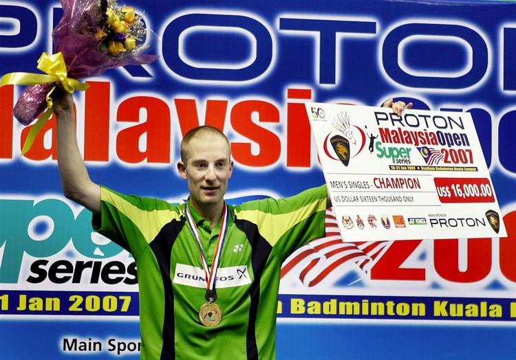Peter Gade efter triumfen i Malaysia. 