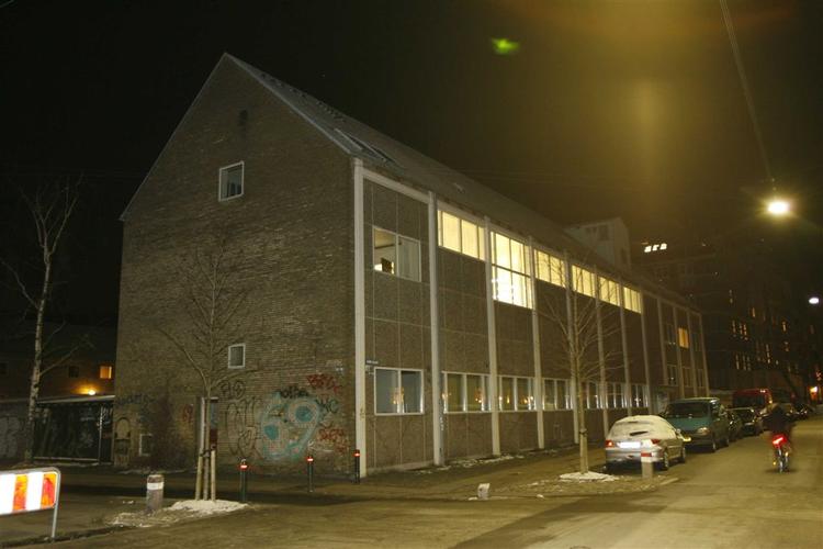 Bygningen ved Stevnsgade og Fensmarksgade skole, som kan blive et nyt ungdomshus. 