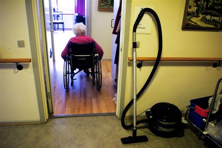 Knap 1.200 unge eller midaldrende bor på plejehjem. 