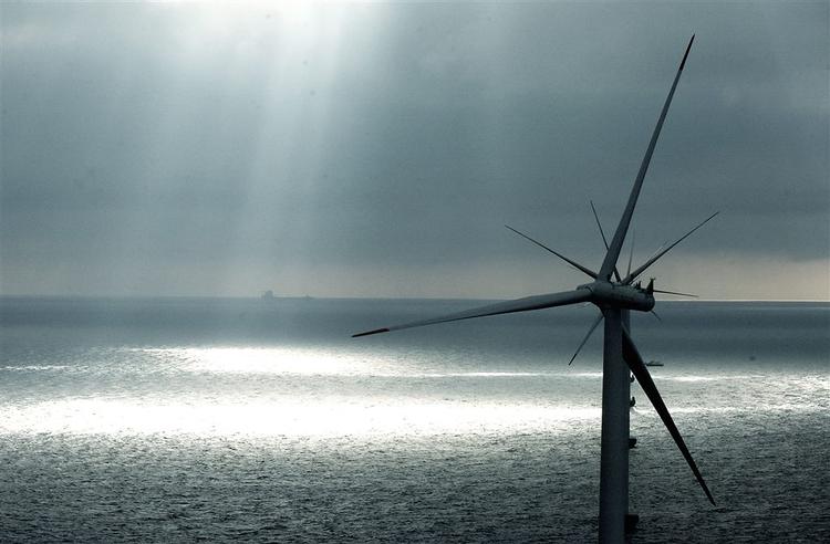 Det er positivt, at George Bush nu åbner op for mere miljøvenlige energikilder, mener danske miljøorganisationer. 