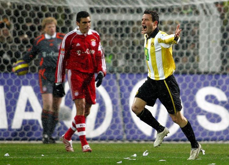 Frei jubler efter en af sine tre træffere mod Bayern München. 