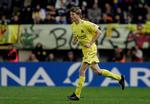 Jon Dahl Tomasson blev historisk, da han fik debut for Villareal og som den første dansker har optrådt i ligaerne i England, Spanien, Tyskland og Italien. 