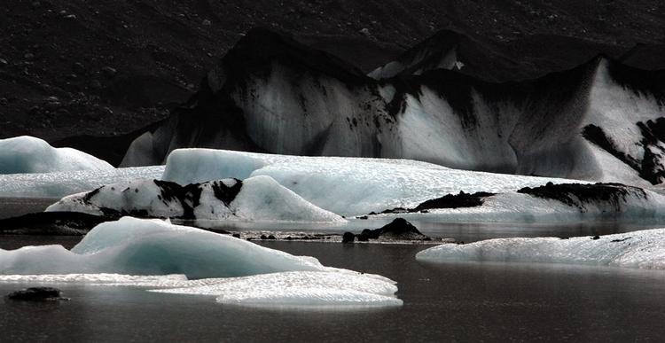 Gletsjerne smelter - her i en naturpark i Island. 