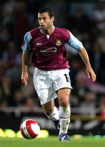 Den argentinske stjernespiller Javier Macherano har ikke fået meget spilletid i West Hams trøje. Nu går turen - muligvis - til Liverpool. 