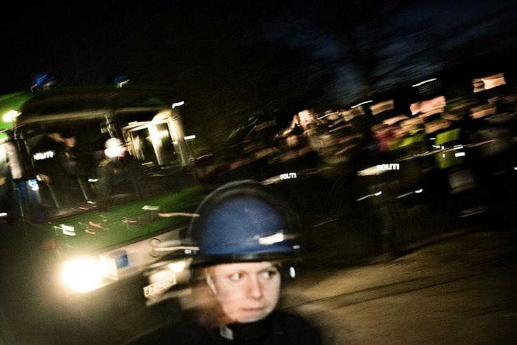 Politiet holdt de unge tilbage i få timer. 