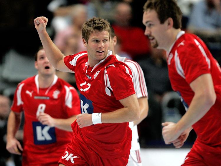 Søren Stryger jubler efter en scoring i VM-kampen mod Tjekkiet. Danskeren har valgt at indstille karrieren på landsholdet. 