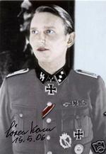 Et håndkoloreret foto med signatur af den 85-årige nazist Søren Kam har været til salg på e-Bay. 