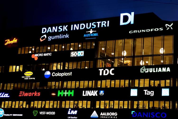 Ifølge en undersøgelse fra Dansk Industri udgør handelshindringer en væsentlig barriere for danske virksomheder. 