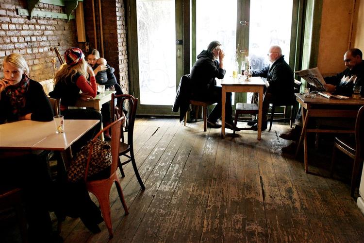 Props i Blågårdsgade får konkurrence. En ny café er åbnet lige overfor. 