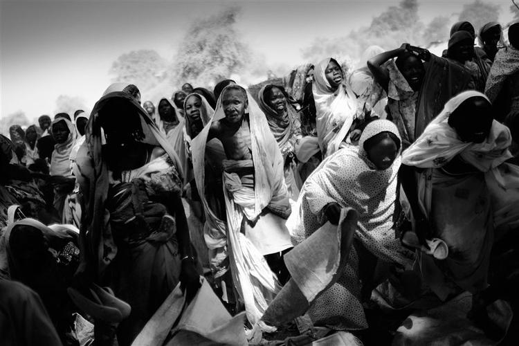 Ifølge Oxfam er situationen i Tchad ved at udvikle sig til et nyt Darfur. Her prisbelønnet foto fra landet. 